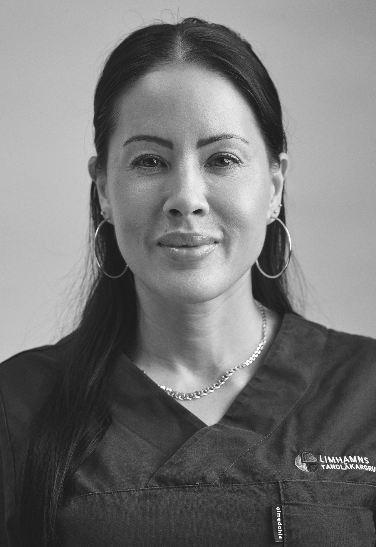 Sarah, Tandsköterska